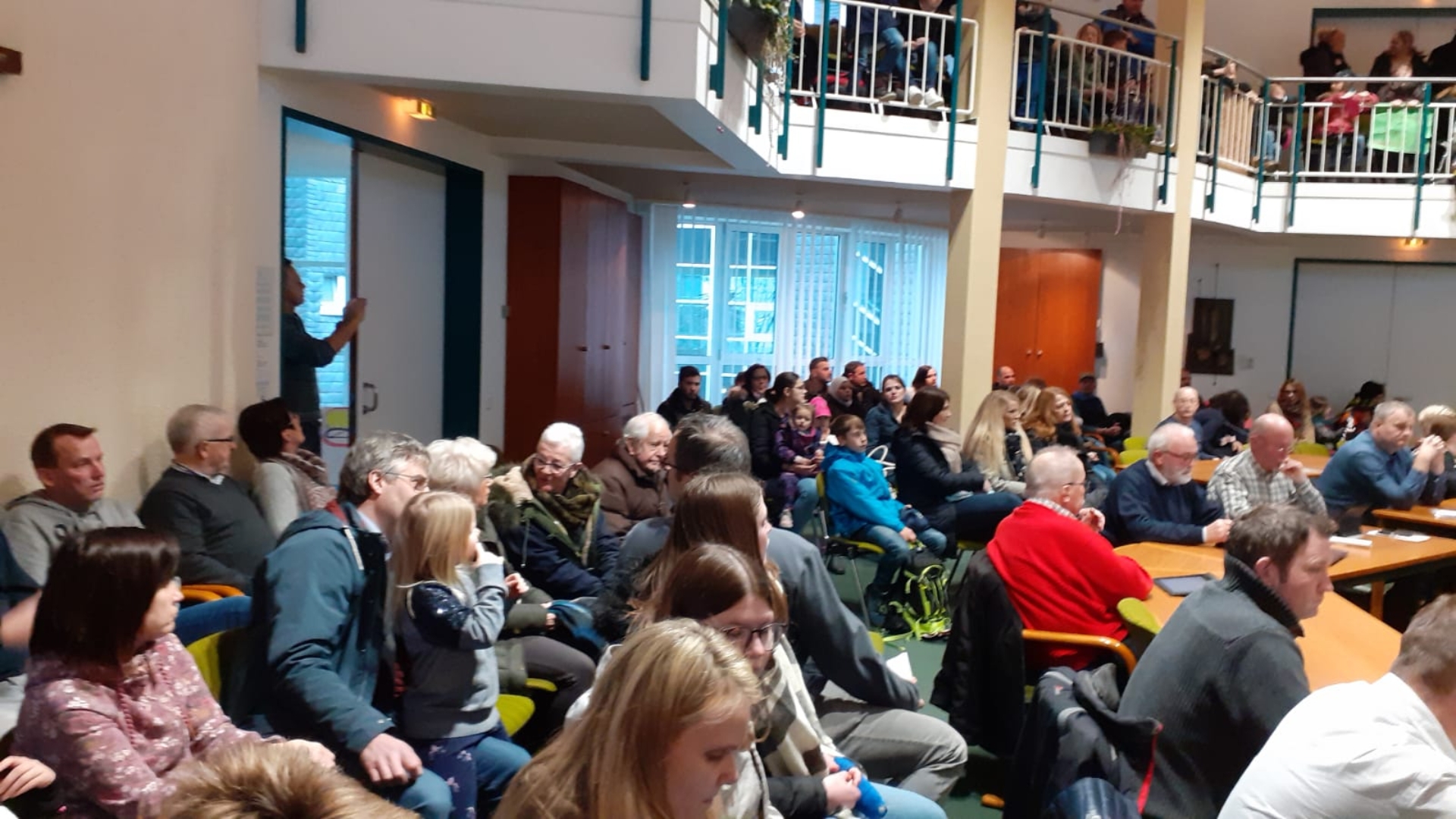Das Interesse im Ratssaal war groß. Foto: bigge-online