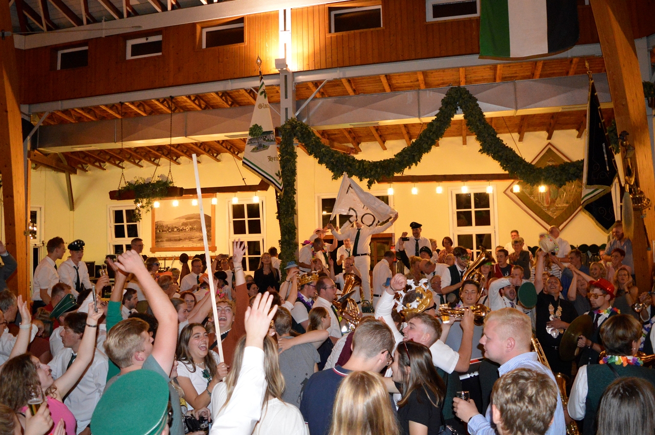 Party in der Schützenhalle zum Schützenfest 2022. Foto: bigge-online