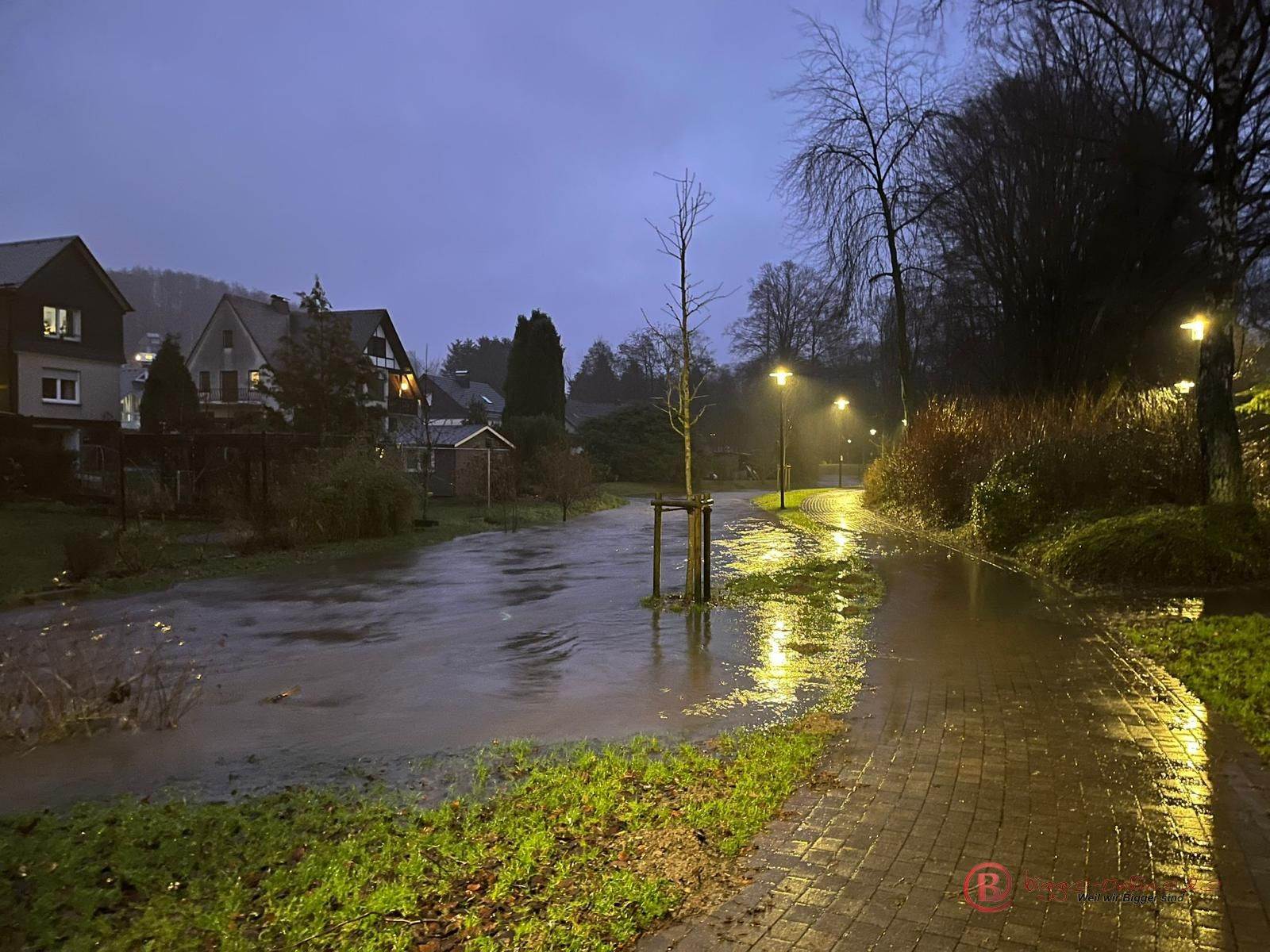 Blick in den Kurpark Dr. Grüne an Weihnachten 2023.
